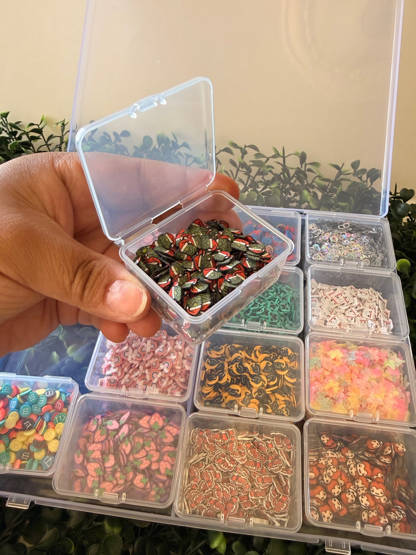 Variety pack polymer, clay, and shaped glitters￼
